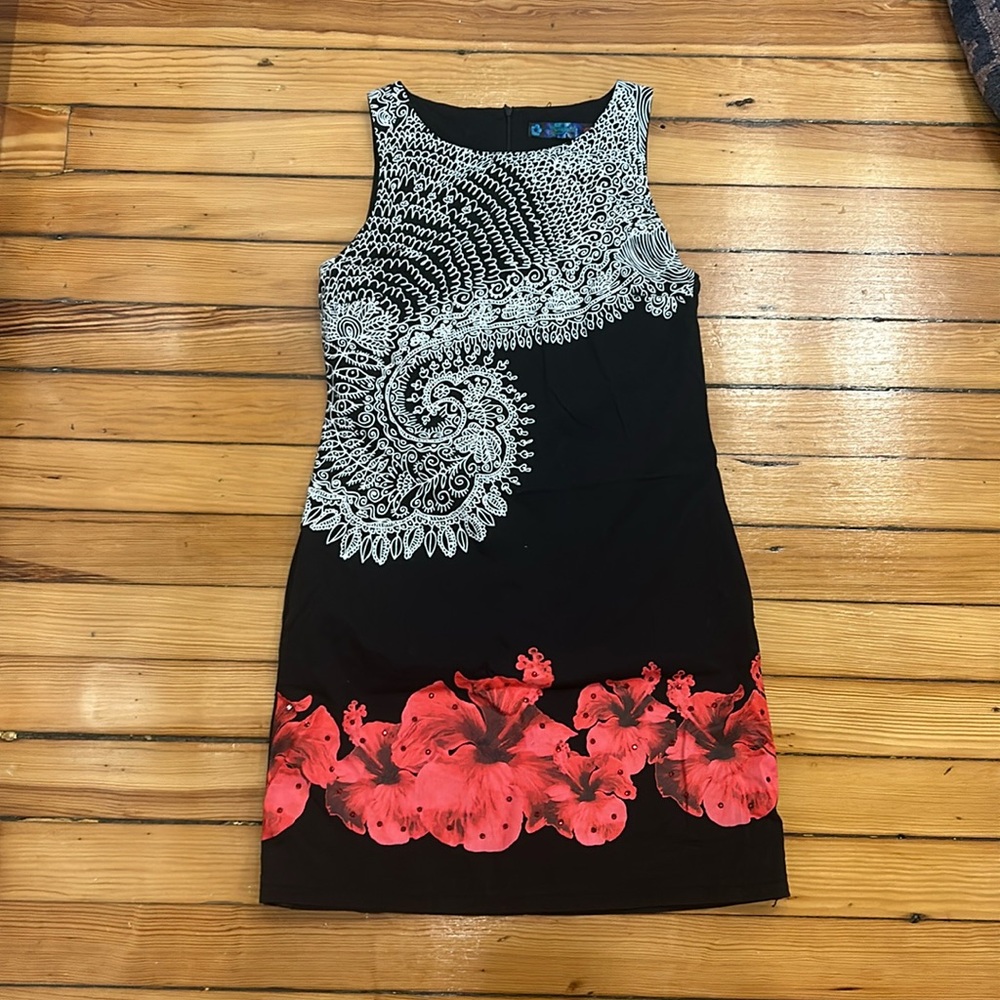 Desigual black dress with prints